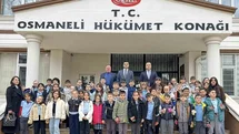 Bilecik’te öğrenciler ‘Yerel Yönetimler’ konusunu makamda inceledi