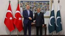 Dışişleri Bakanı Fidan Pakistan'da Görüşme Yaptı