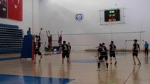 Erzincan'da Voleybol Müsabakaları Başladı
