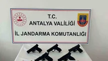 Antalya'da Kaçak Silah Operasyonu