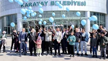 Karatay'da Mavi Balonlar Gökyüzüne Bırakıldı