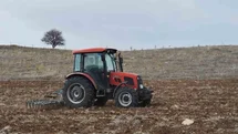 Baharla birlikte tarlalarda ekim mesaisi başladı