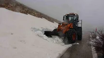 Yoğun kar nedeniyle kapalı olan Nemrut Dağı yolu açılıyor