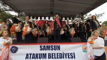 Atakum'da Kadınlardan Bando Performansı
