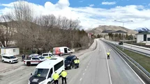 Bayburt’ta emniyet ve jandarmadan ortak trafik denetimi