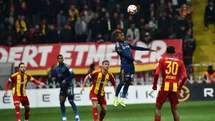 Kayserispor - Fenerbahçe Maçında İlk Yarının Skoru 0-1