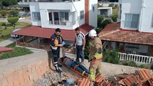 Hatay'da Çatı Tadilatında İşçi Yaralandı