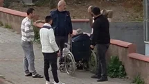 Yaşlı Babasına Sert Çıkan Gencin Başına Gelmeyen Kalmadı