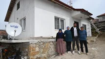 Isparta'da Evi Yanan Aileye Yeni Ev Yapıldı
