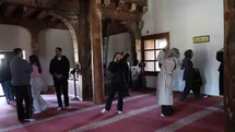 Üniversite öğrencileri, UNESCO Dünya Miras Listesi’nde Çivisiz Cami’ye hayran kaldı