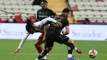 Trendyol Süper Lig: Antalyaspor: 0 - Konyaspor: 0 (İlk yarı)