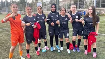 Körfez Kız Futbol Takımlarından Çifte Galibiyet