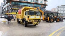 Mardin'de Yoğun Yağış Sonrası Ekipler Seferber Oldu