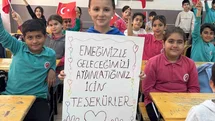 Siirt’te Öğrencilerden Öğretmenlere Destek