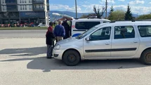 Bolu'da Motosikletle Araç Çarpıştı