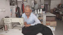 Çırak bulunamayan terzilikte yarım asrı geride bıraktı