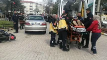 Isparta'da Otomobil Motosiklet Çarpıştı