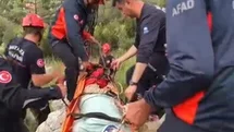 Antalya'da Dağda Düşen Kişi Kurtarıldı