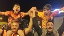 Galatasaray’ın Fenerbahçe galibiyeti sonrası Ardahan’da büyük coşku