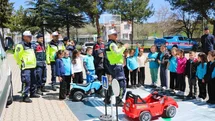 Simav’da öğrencilere trafik eğitimi