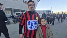 Eskişehirspor Taraftarları Balıkesirspor Maçında Coşkulu Destek