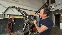 850 parça hurdayı birleştirdi, 200 kiloluk metal figür yaptı