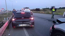 Manavgat’ta 3 araçlı zincirleme kaza: 2 yaralı