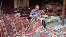 Kapadokya'da Eski Halılar Yeniden Hayat Buluyor
