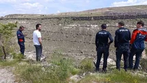 Viyadükte mahsur kalan genç kurtarıldı