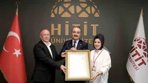 Hitit Üniversitesi'ne Kızılay'dan Gümüş Madalya
