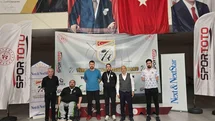 Manisalı Samet Akça’dan Türkiye Şampiyonası’nda madalya yağmuru