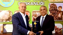 Hasan Altun'dan Teşekkür Plaketi