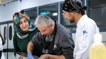 Bilecik’te özel ihtiyaçlı bireyler pasta ve tatlı yaptı
