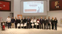 Kütahya’da "Okuyorum Yazıyorum: Safahat Okumaları" projesi il finali yapıldı