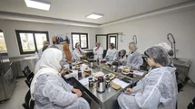 Mersin’de kadın üreticilere bitki çayı eğitimi