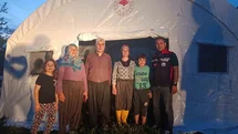 Kozan’da selden etkilenen vatandaşların yaraları sarılıyor