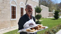 Emekli Babanın Poğaça Satışı İle Destek Mücadelesi