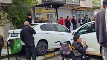 Muş'ta İki Araç Çarpıştı