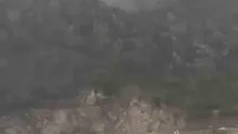 Kilometrelerce ters yönde ilerledi, kaza kıl payı atlatıldı