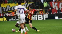 Kayseri'de Süper Lig Maçı Devam Ediyor