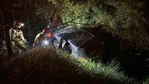 Düzce'de Otomobil Dereye Uçtu