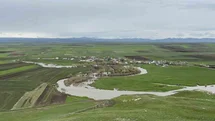 Kars’ta Karahan Çayı 30 yılın rekorunu kırdı: Kalkankale’de ekili araziler sular altında