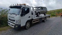 Manavgat’ta Şarampole Uçan Araçta Yaralılar Var
