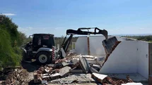 Çanakkale'de Kaçak Yapılar Yıkıldı