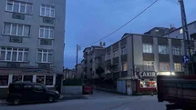 Küçükçekmece'de Silahlı Saldırı: 3 Yaralı