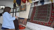 Bitlis'te Kadınlar Halı Kursunda Büyüyor