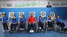 Bağcılar'da Engelli Çocuklara Okçuluk Takımı Kuruldu