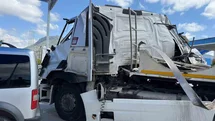Burdur'da Tır ve Kamyon Çarpıştı
