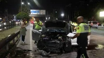 Antalya'da Kaza Sonrası Kadın Sürücü Sağ Salim Kurtuldu