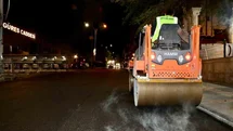 Siirt’te asfalt mesaisi gece de sürüyor